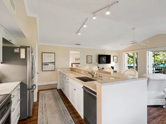 $8,500 | 1295 Winding Oaks Circle East, Unit 808, Vero Beach, FL 32963