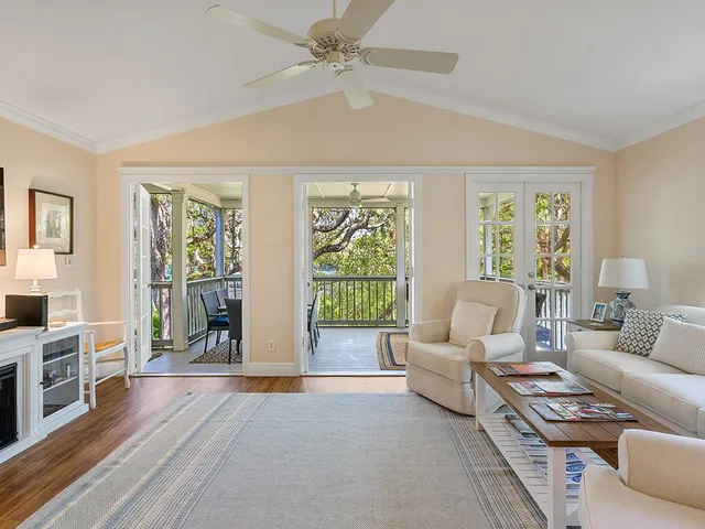 $8,500 | 1295 Winding Oaks Circle East, Unit 808, Vero Beach, FL 32963