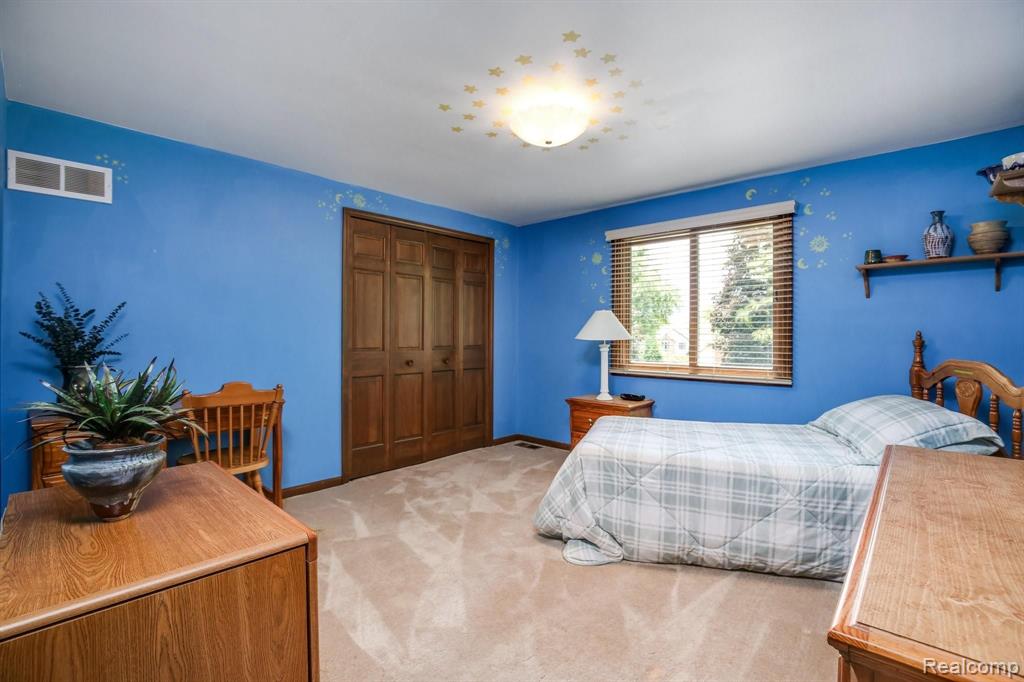 3427 Summit Ridge Drive Rochester, MI 48306 - Photo 23 of 30
