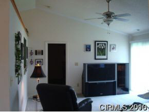 664 Springwater Road Kokomo, IN 46902 - Photo 4 of 9