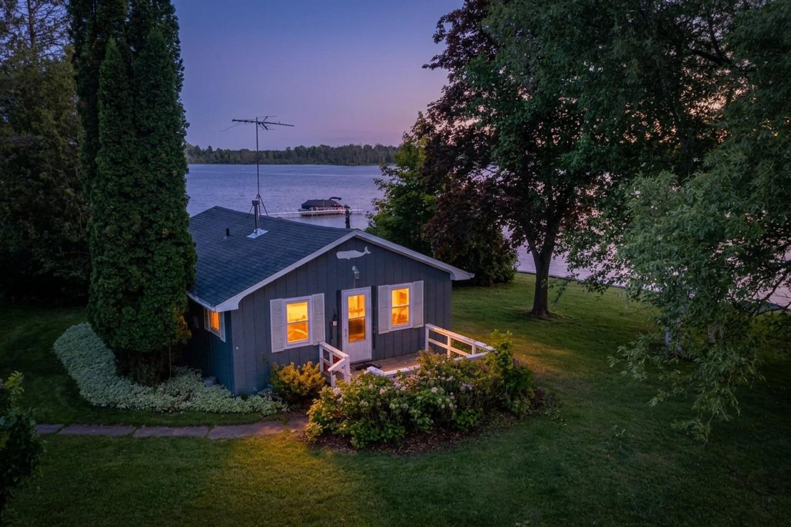 1537 Cove Road Sturgeon Bay, WI 54235 - Photo 31 of 33