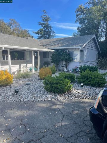 $2,590,000 | 300 Oak View Terrace, Danville, CA 94526