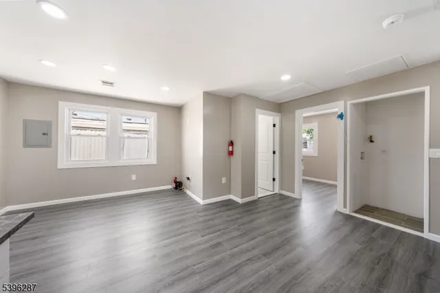 $149,900 | 15 Spruce Street, Moonachie, NJ 07074