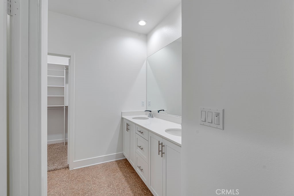 629 South Mosaic Street Anaheim, CA 92805 - Photo 7 of 27