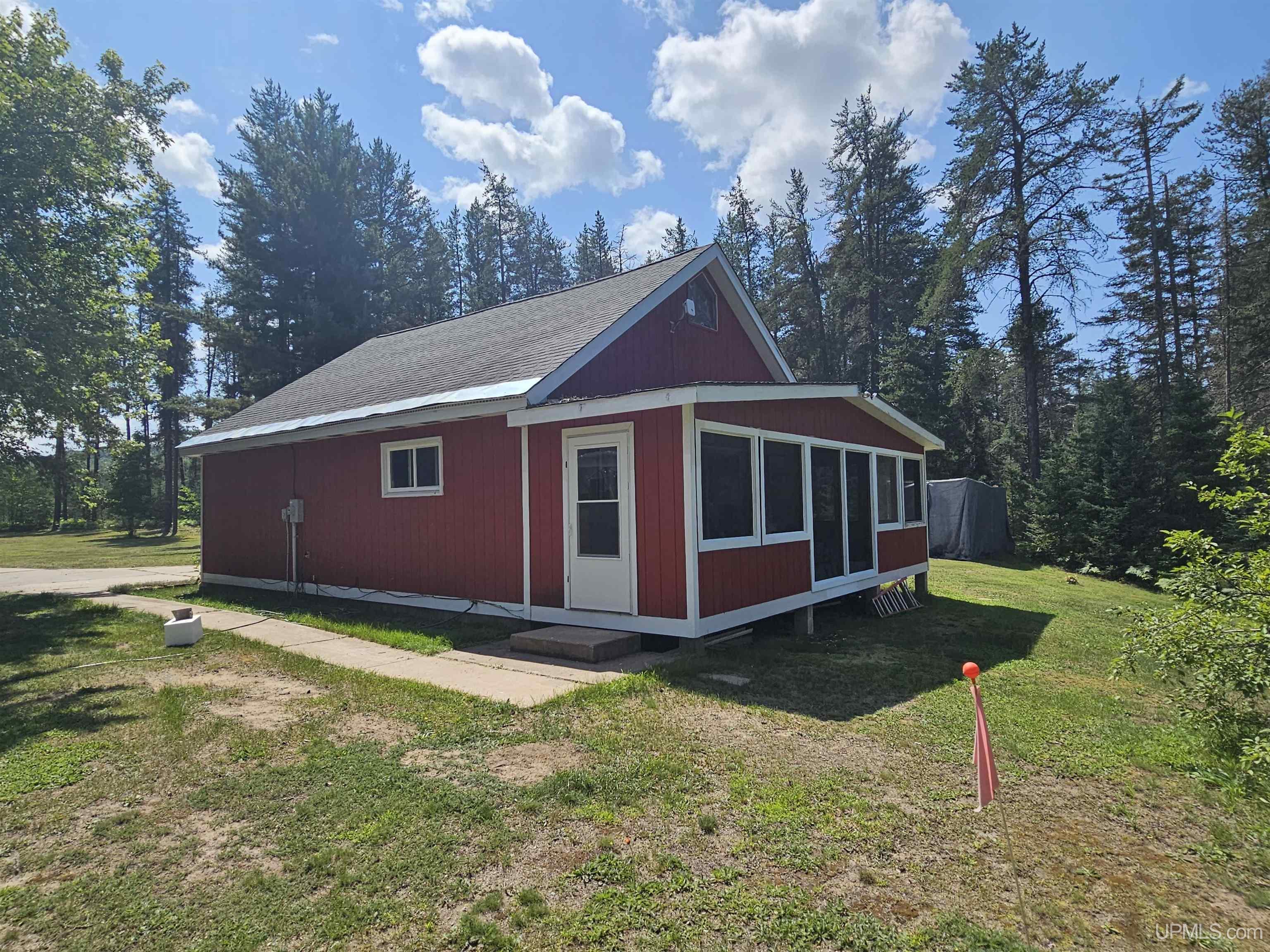 115 South Camp Road Ishpeming, MI 49849 - Photo 9 of 46