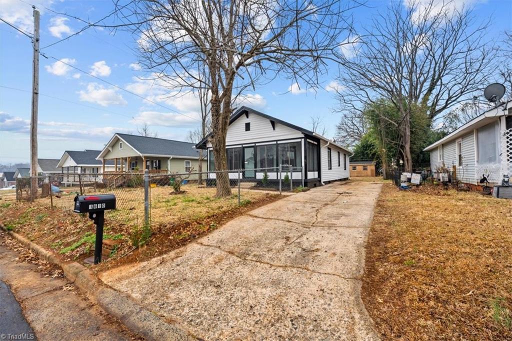 1610 Walker Place High Point, NC 27260 - Photo 22 of 25