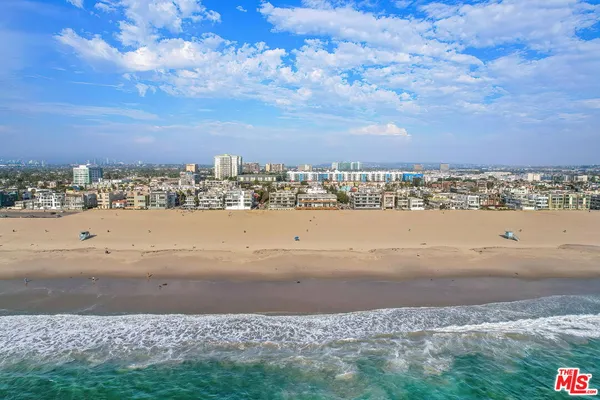 $5,995 | 110 Fleet Street, Marina del Rey, CA 90292