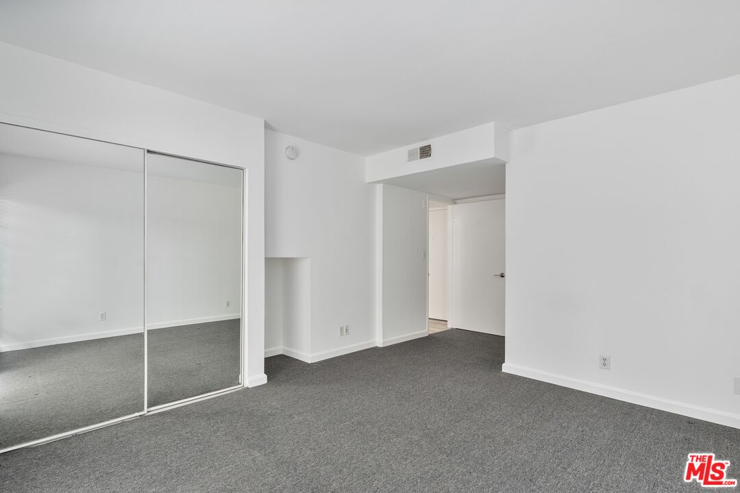 110 Fleet Street Marina del Rey, CA 90292 - Photo 8 of 18 a view of an empty room