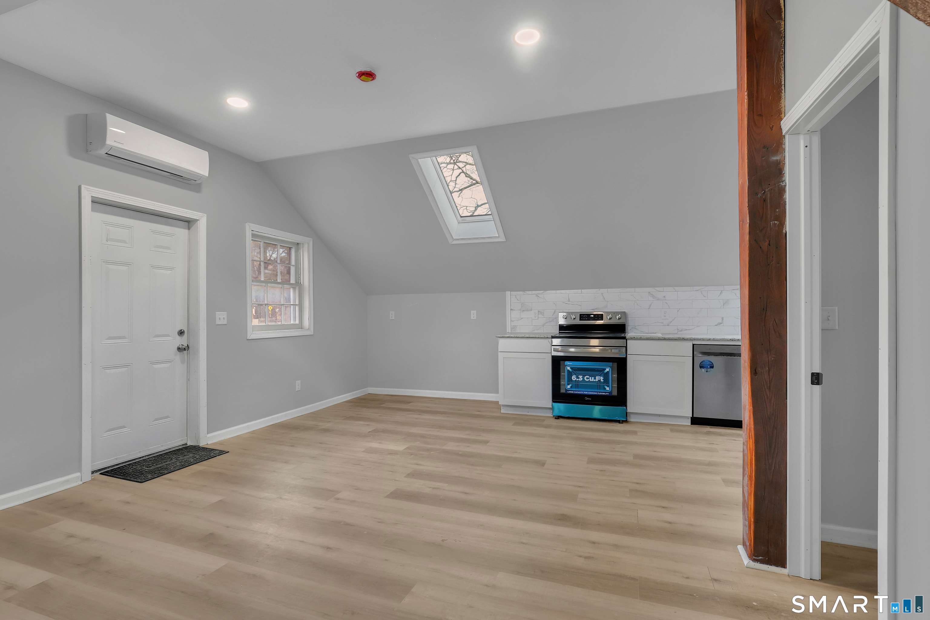 196 Hartford Road, Unit A Manchester, CT 06040 - Photo 8 of 20