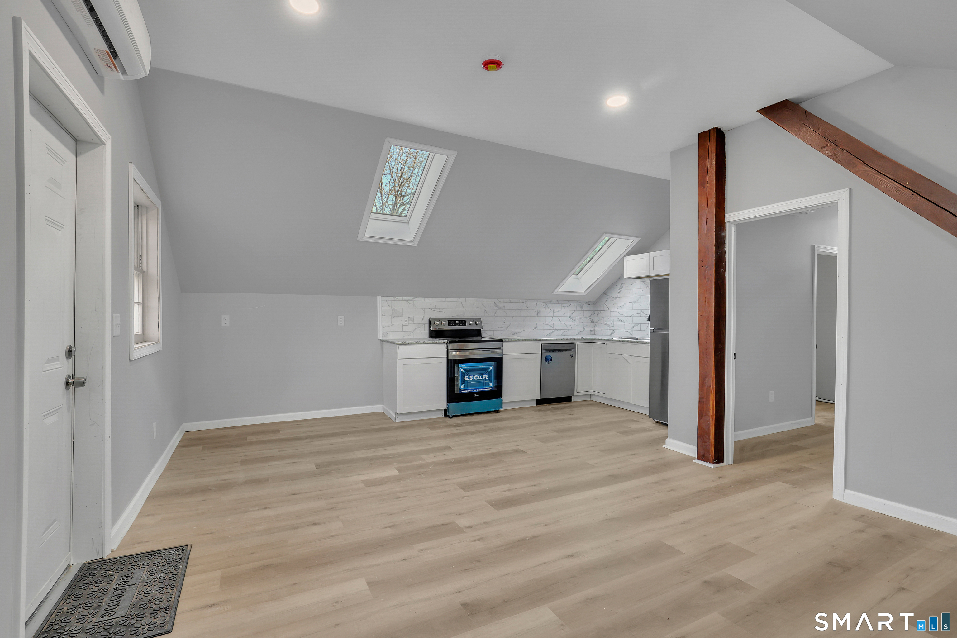 196 Hartford Road, Unit A Manchester, CT 06040 - Photo 9 of 20