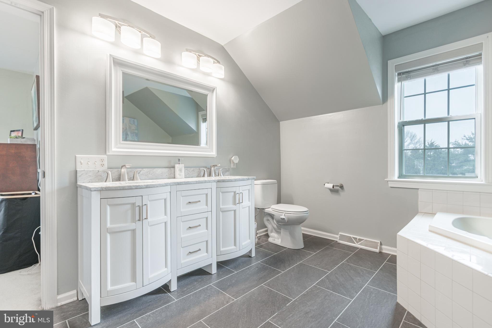 60 Fig Tree Way Manchester, PA 17345 - Photo 38 of 68 Gallery Image 38