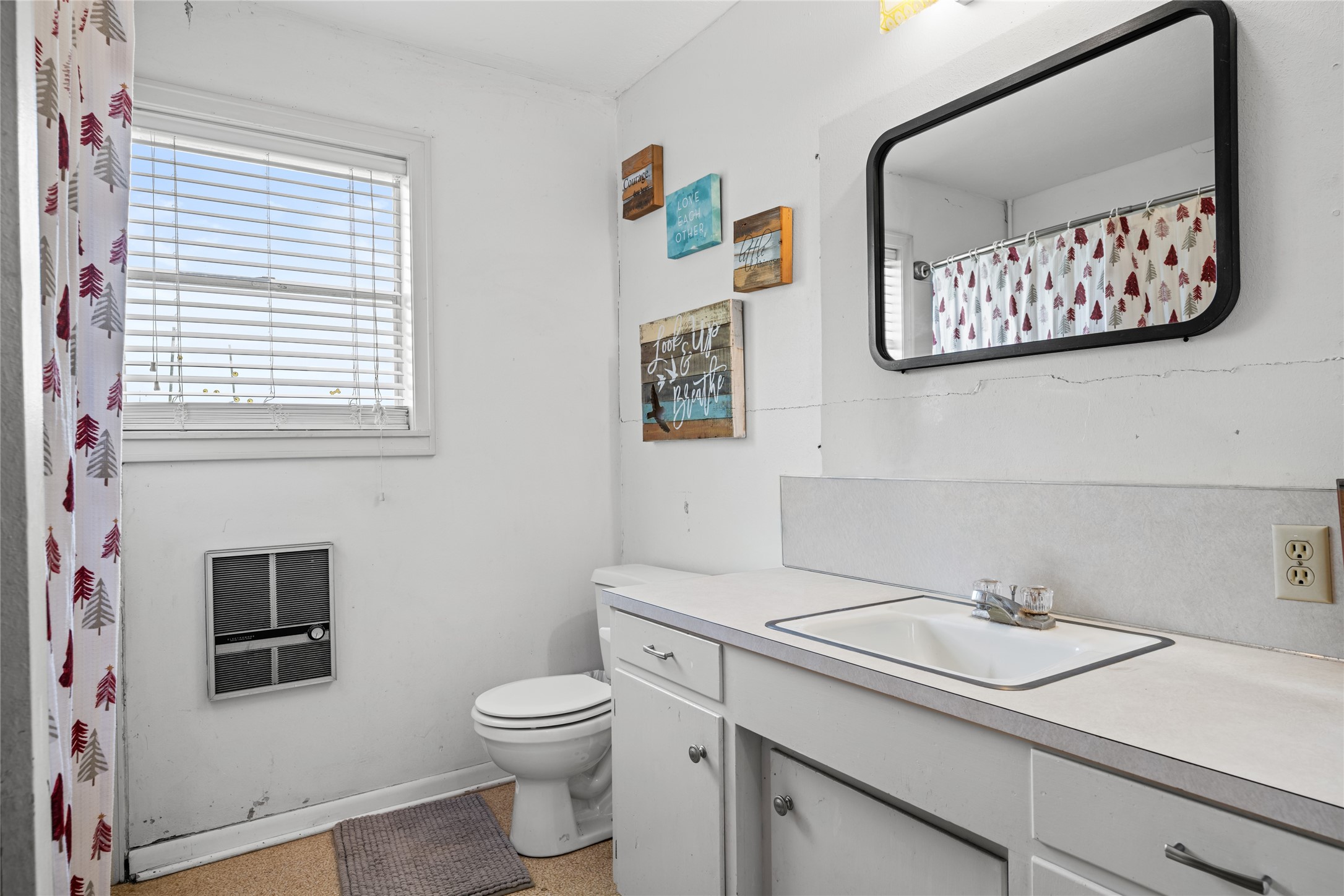 2623 Salem Road Brenham, TX 77833 - Photo 17 of 24 Bathroom 1