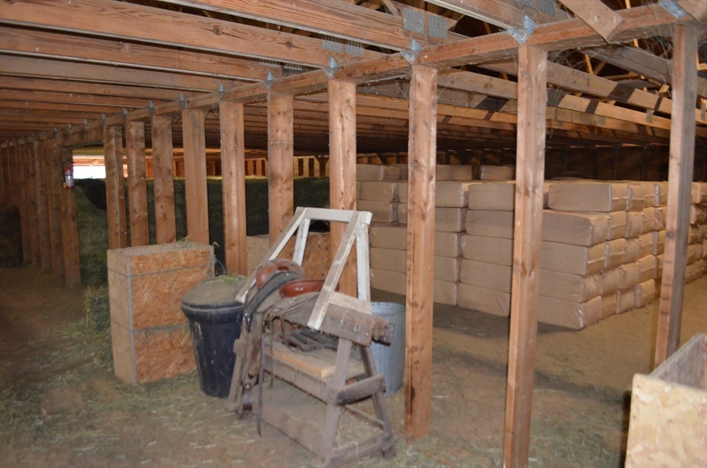 37 East Street Topsfield, MA 01983 - Photo 32 of 39 a view of an outdoor space with porch
