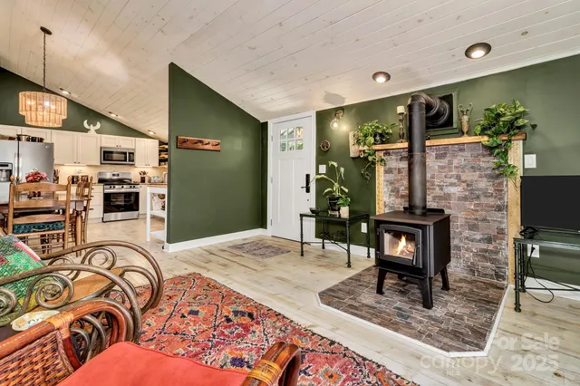 $649,000 | 3851 Gerton Highway, Gerton, NC 28735