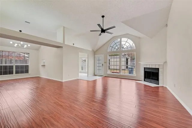 $329,900 | 2327 Cromwell Drive, Arlington, TX 76018