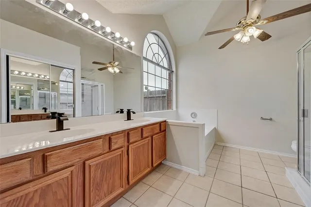 $329,900 | 2327 Cromwell Drive, Arlington, TX 76018