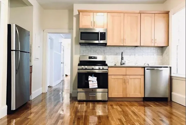$4,400 | 114-116 Thornton Street, Unit 2, Boston, MA 02119