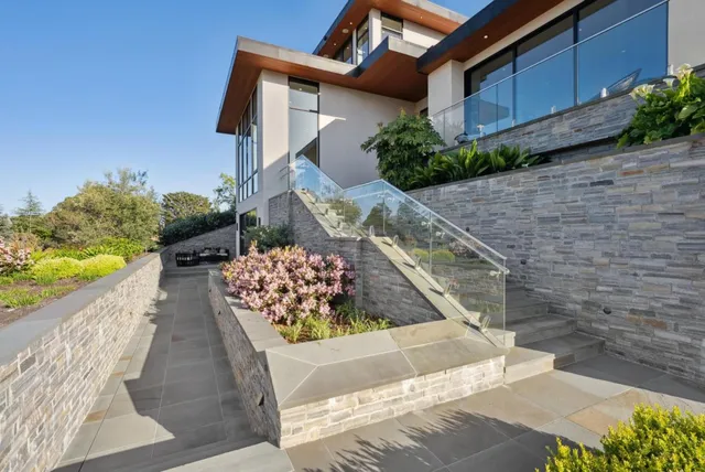 $11,000,000 | 855 Darrell Road, Hillsborough, CA 94010