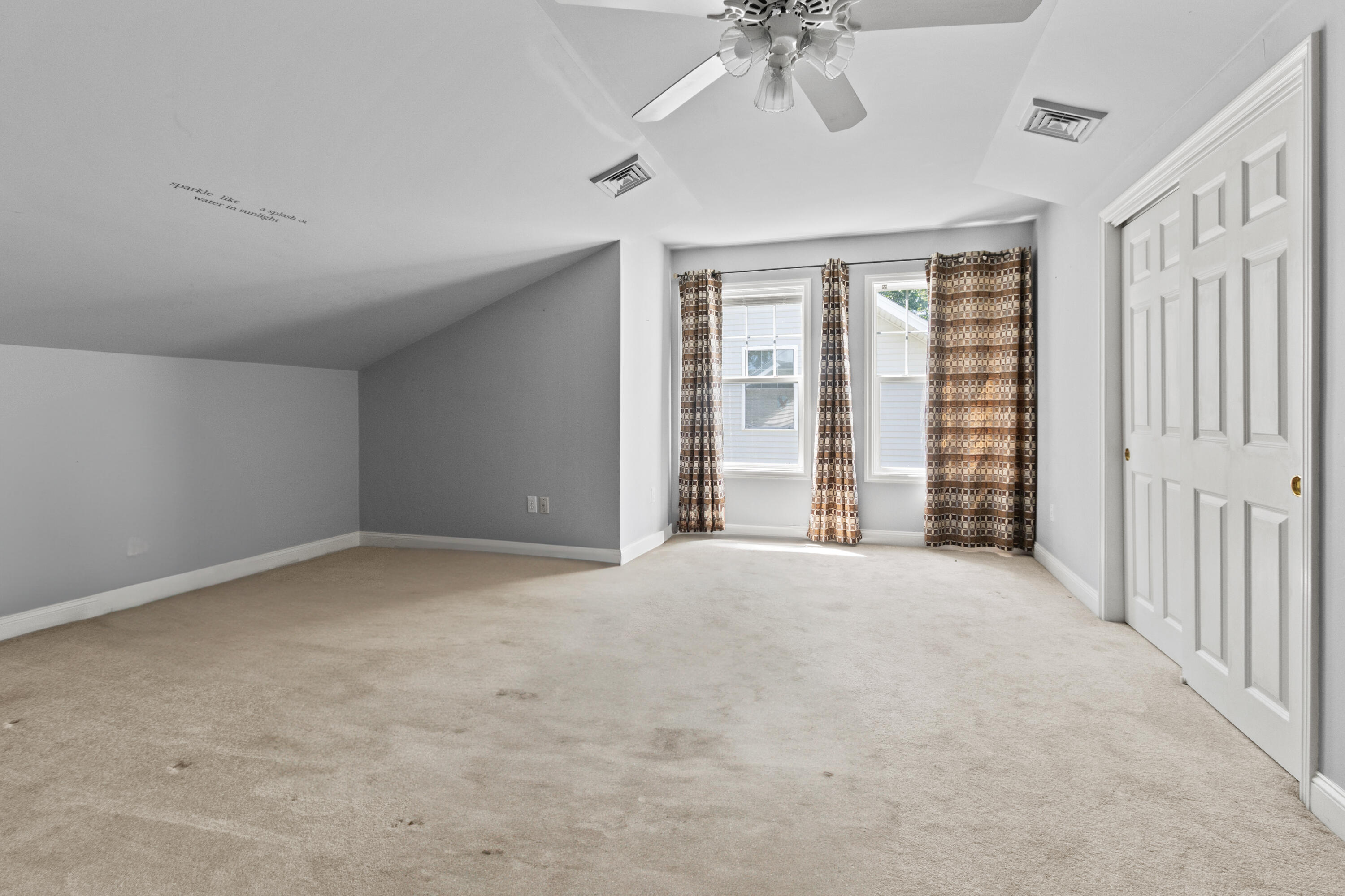 4 Kavanaugh Road, Unit 4 Old Orchard Beach, ME 04064 - Photo 23 of 38 Bedroom 2