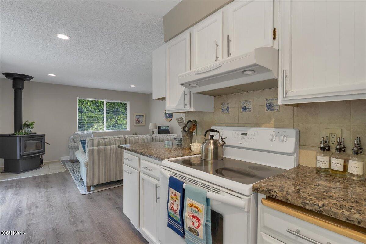 50 Ridge Place Depoe Bay, OR 97341 - Photo 20 of 48 29-DSC04623