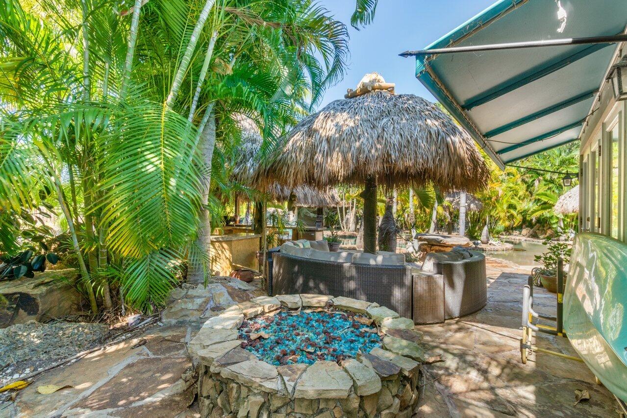 5861 Roebuck Road Jupiter, FL 33458 - Photo 44 of 74 Firepit