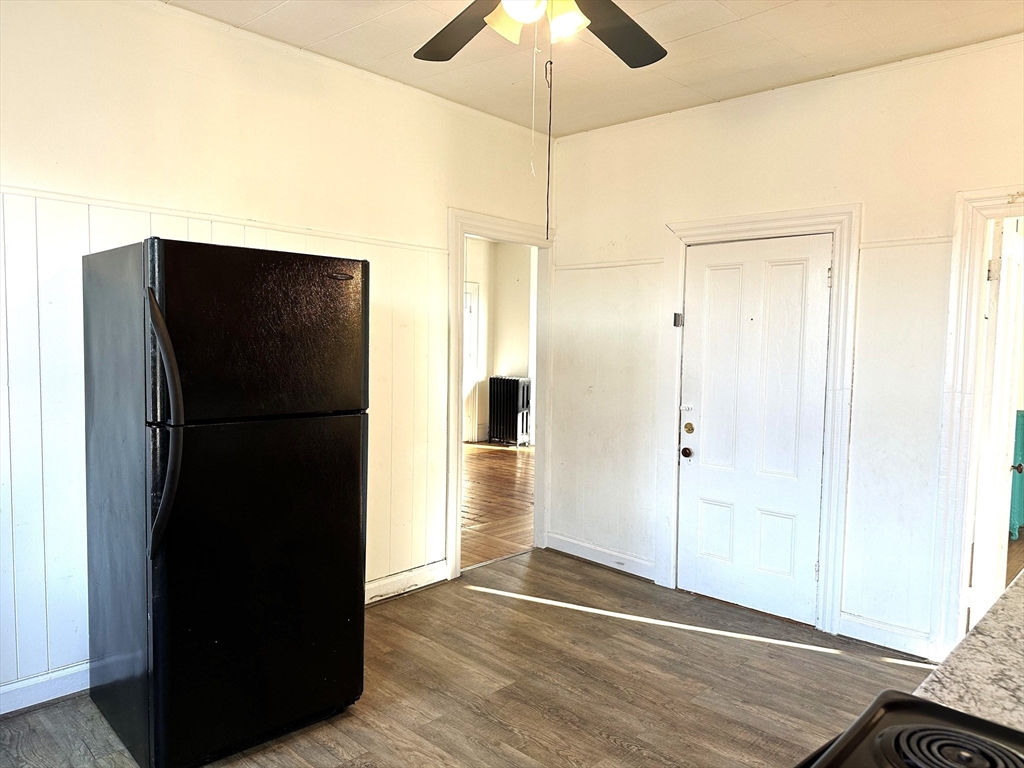 33 Russell Street Worcester, MA 01609 - Photo 10 of 23 Gallery Image 10