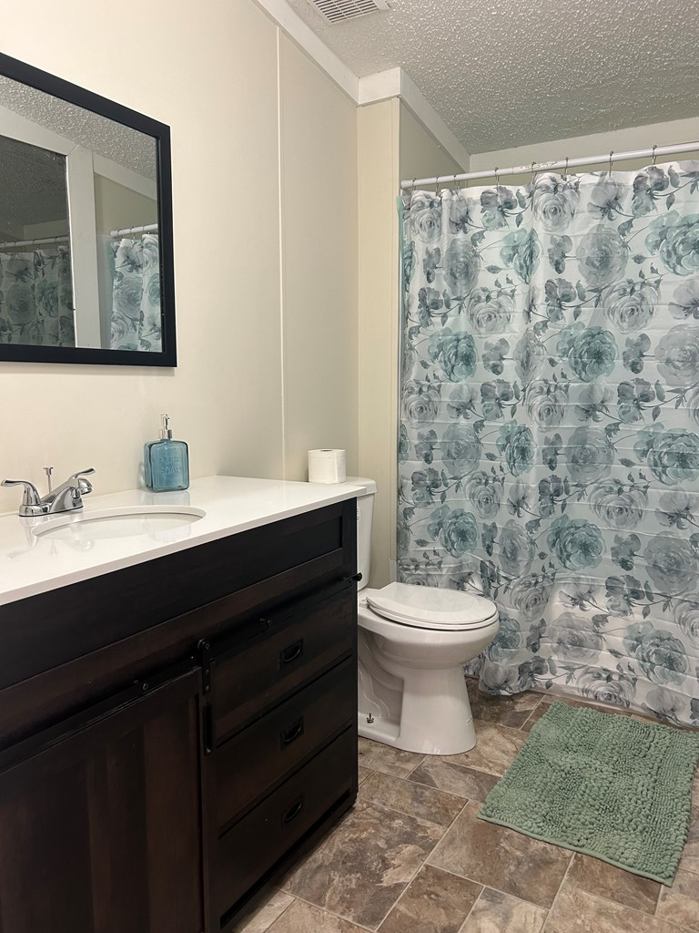 446 Knowles Drive Webb, AL 36376 - Photo 10 of 22