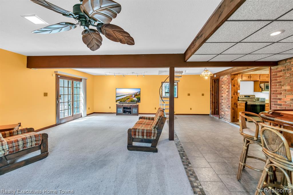 11653 Burt Road Memphis, MI 48041 - Photo 10 of 49