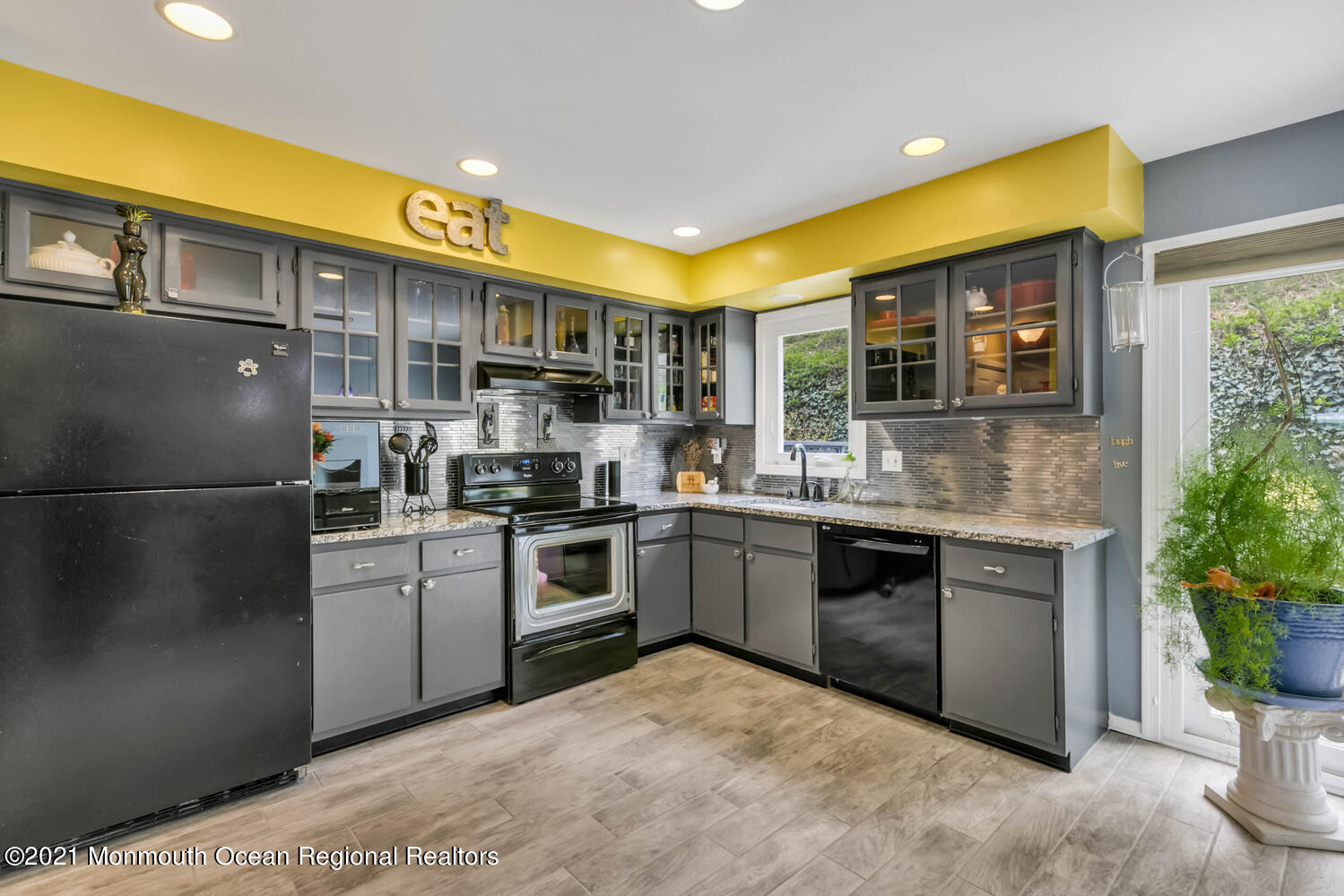 1 Portland Road, Unit 12 Highlands, NJ 07732 - Photo 13 of 31 1 Portland Rd Highlands NJ-large-013-016