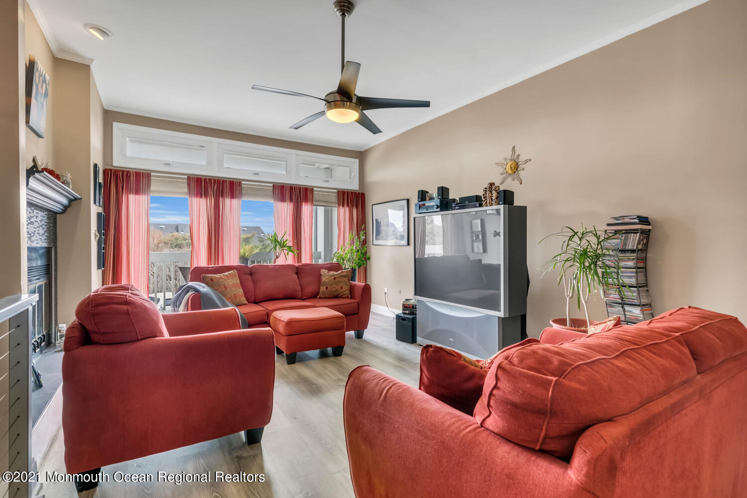 1 Portland Rd Highlands NJ-large-003-008
