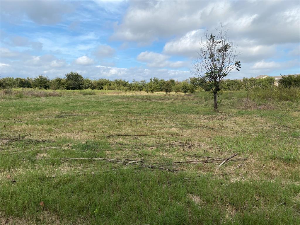 718 Ender Road Waco, TX 76706 - Photo 5 of 27 a view of lake with green space