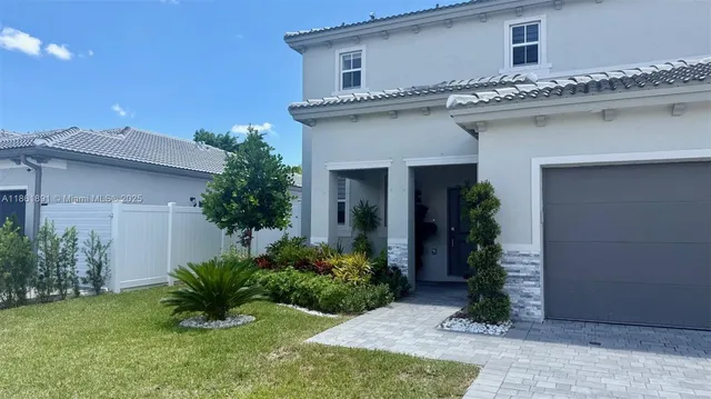 $5,000 | 14808 Southwest 163rd Terrace, Miami, FL 33187