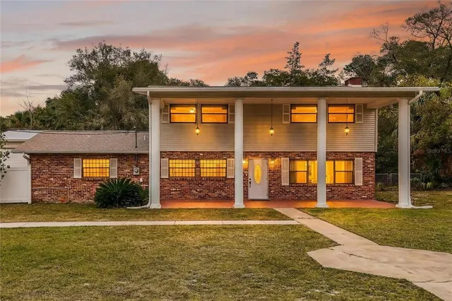 $425,000 | 11 Reyes Road, DeLand, FL 32724