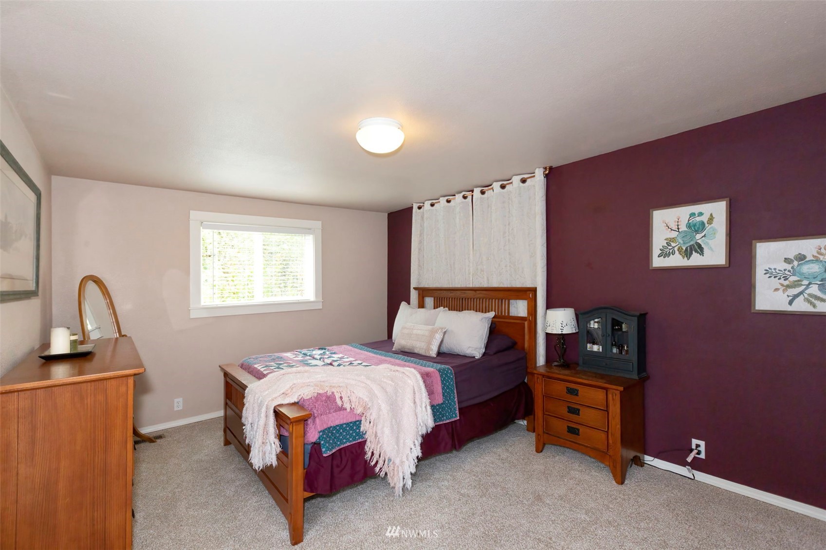 4431 Dyes Inlet Road Northwest Bremerton, WA 98312 - Photo 11 of 39 Gallery Image 11