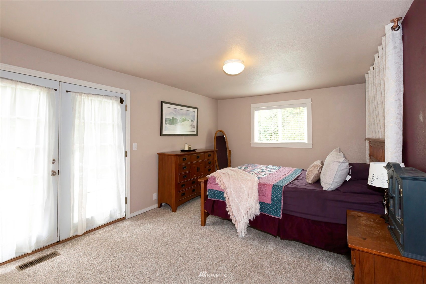 4431 Dyes Inlet Road Northwest Bremerton, WA 98312 - Photo 12 of 39 Gallery Image 12