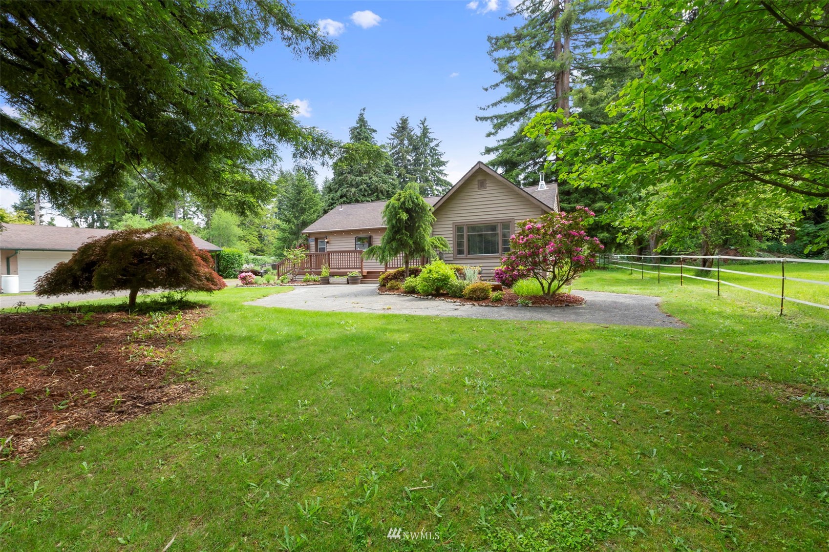 4431 Dyes Inlet Road Northwest Bremerton, WA 98312 - Photo 2 of 39 Gallery Image 2