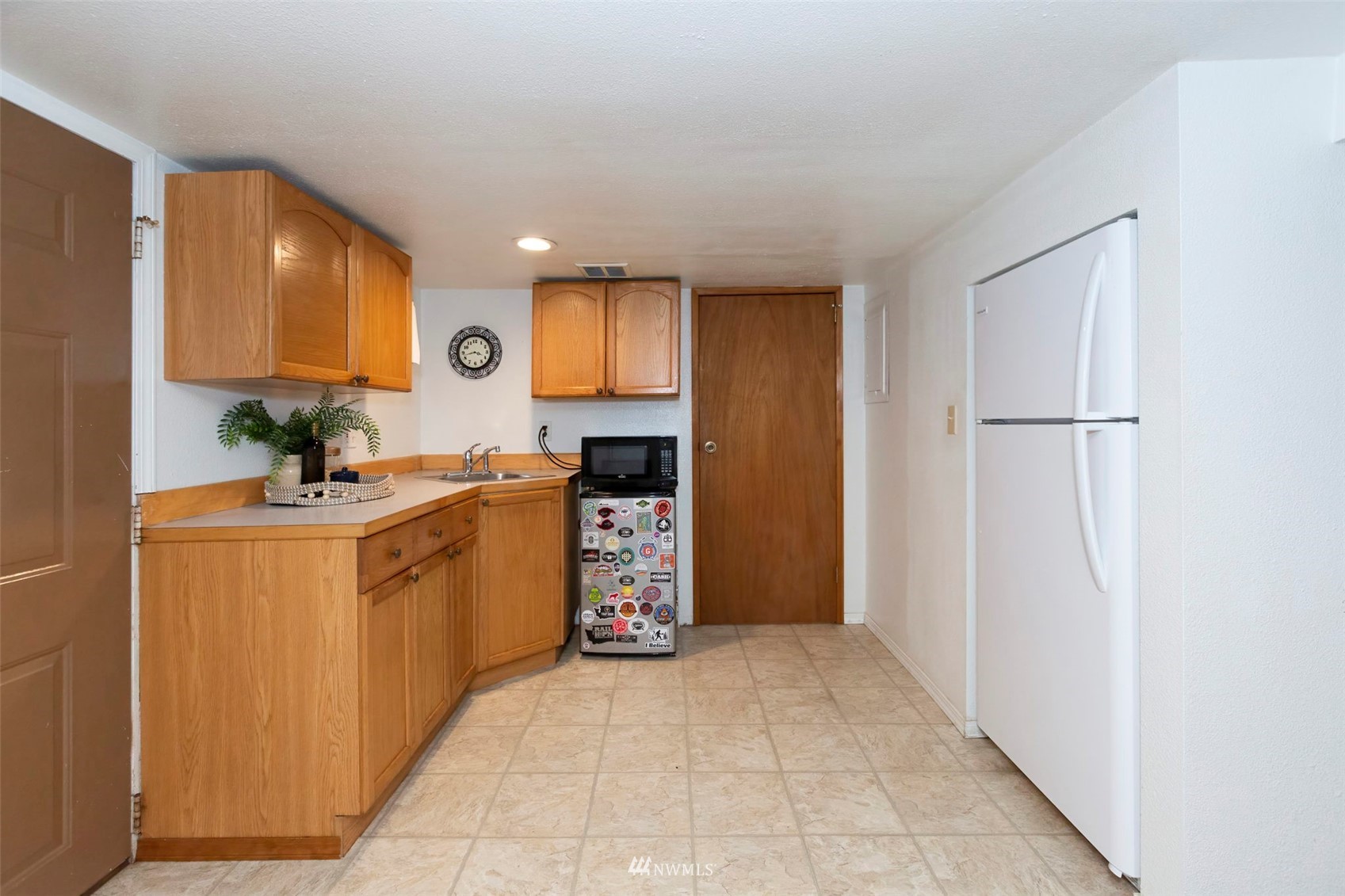4431 Dyes Inlet Road Northwest Bremerton, WA 98312 - Photo 27 of 39 Gallery Image 27