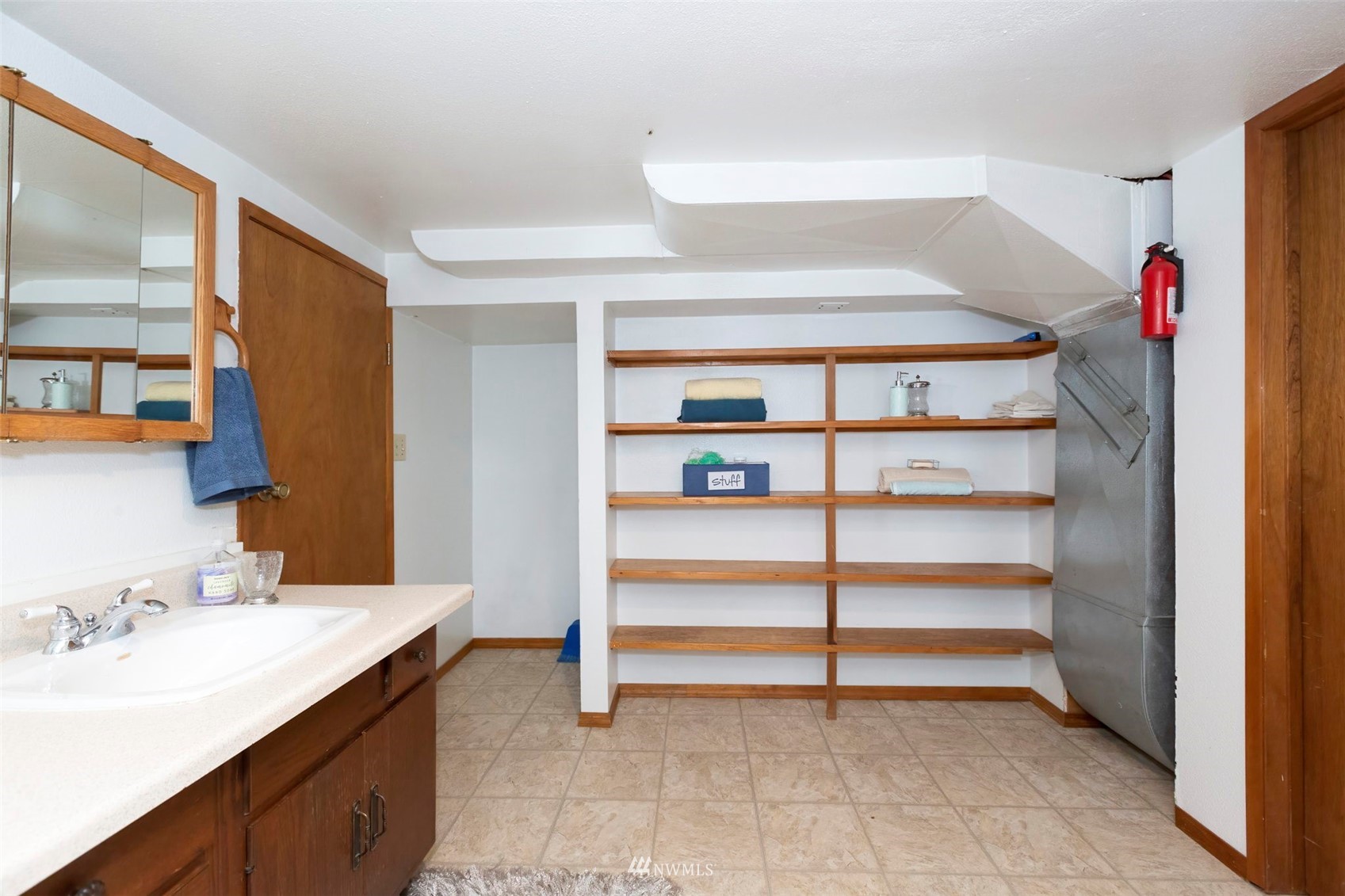 4431 Dyes Inlet Road Northwest Bremerton, WA 98312 - Photo 28 of 39 Gallery Image 28