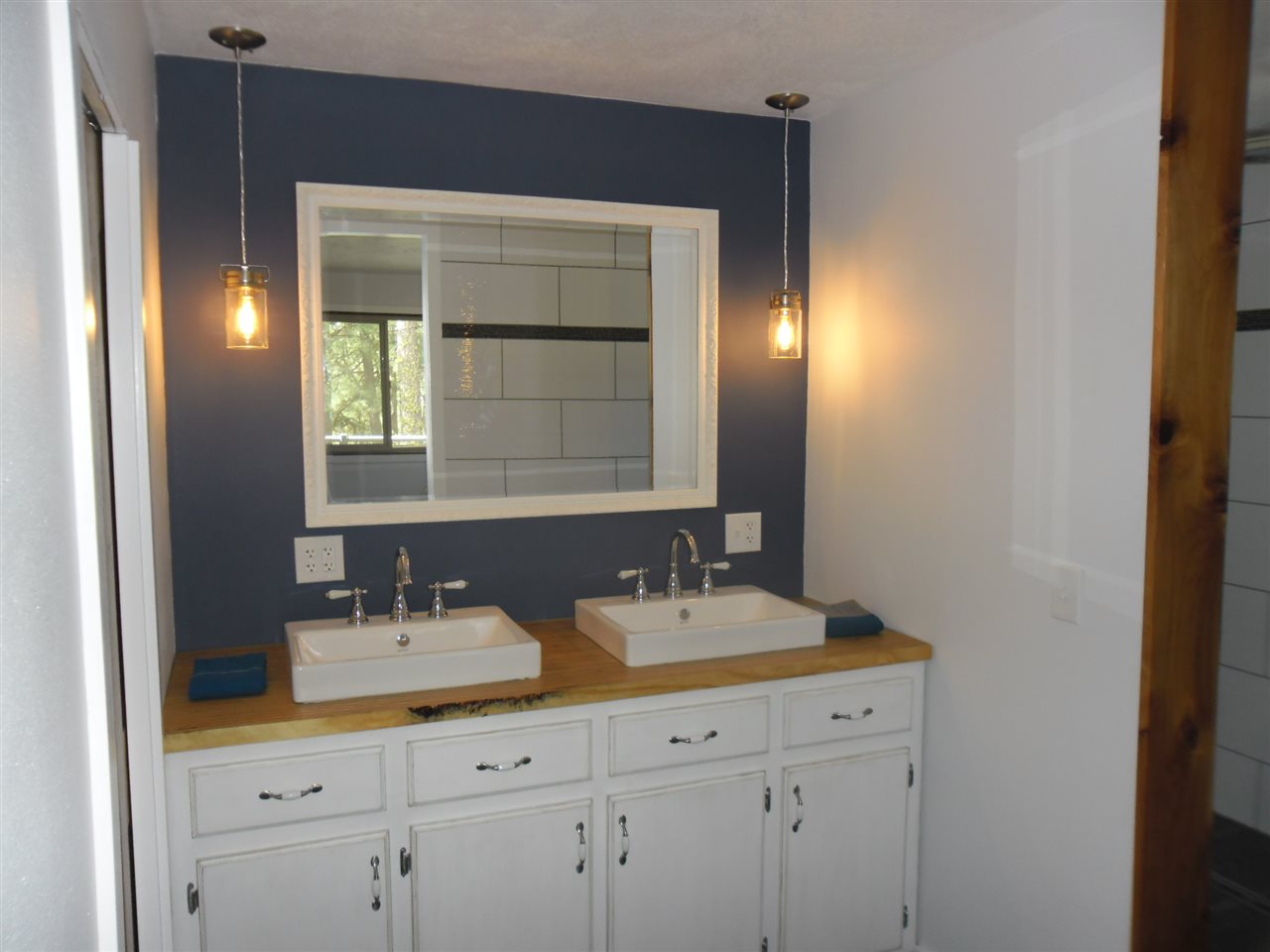 4852 Springdale-Hunters Road Springdale, WA 99173 - Photo 9 of 20