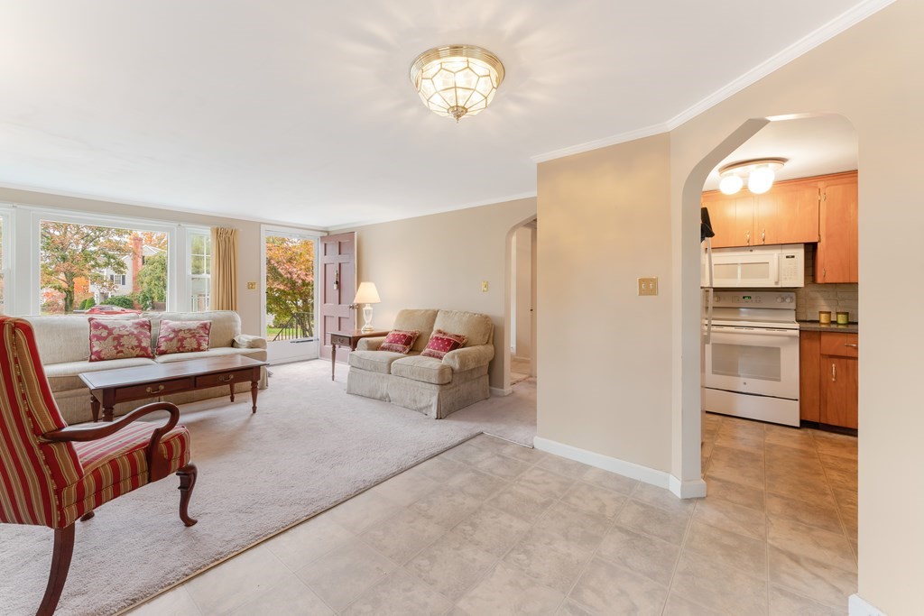 33 Water Street Braintree, MA 02184 - Photo 5 of 28