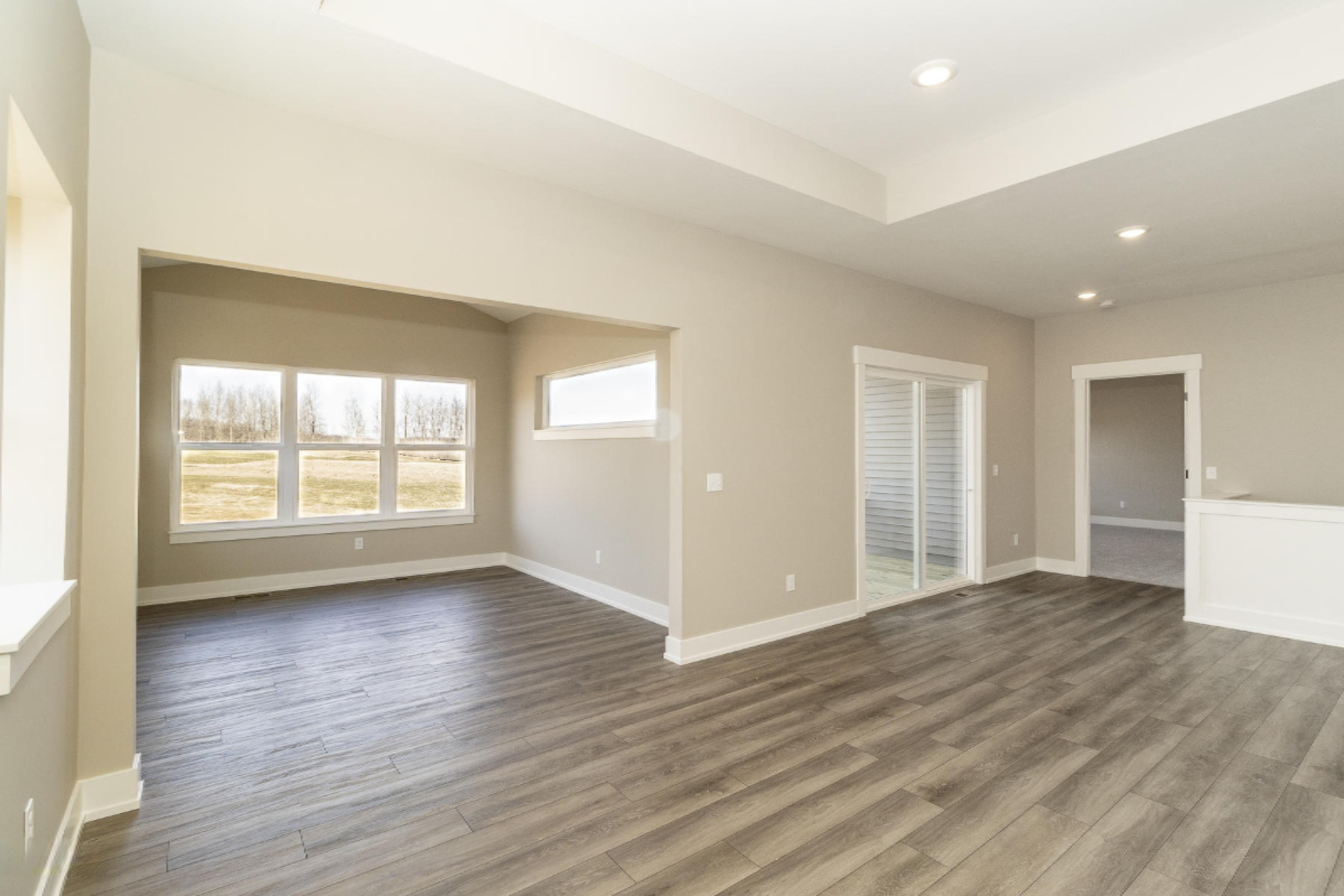1522 Southeast Center Hill Road, Unit 1 Lowell, MI 49331 - Photo 9 of 23 Highlands03