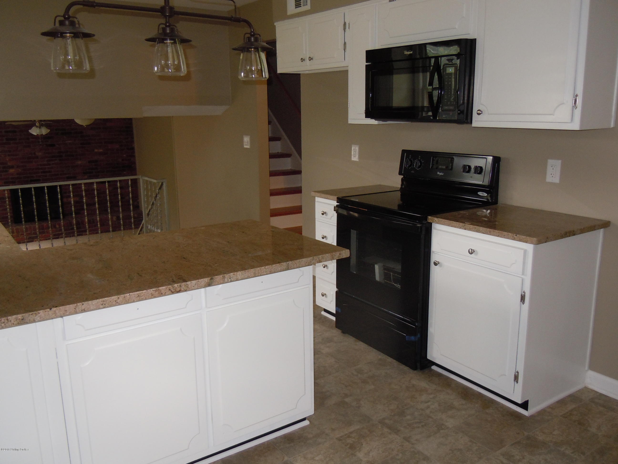 2024 Janlyn Road Jeffersontown, KY 40299 - Photo 7 of 27 DSCN4345