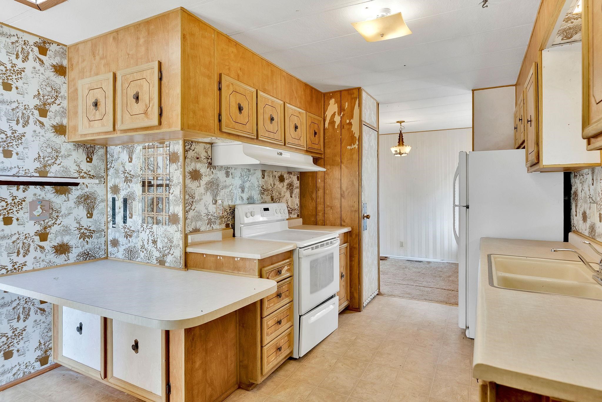 22405 West Malloy Prairie Road Cheney, WA 99004 - Photo 11 of 45
