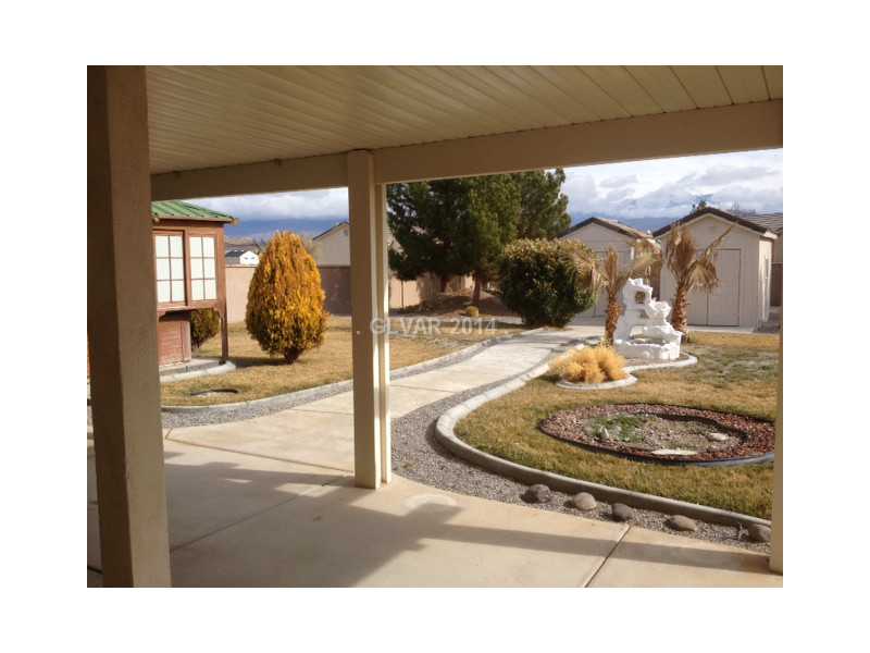 381 Big Five Road Pahrump, NV 89048 - Photo 26 of 35 Yard/Garden.