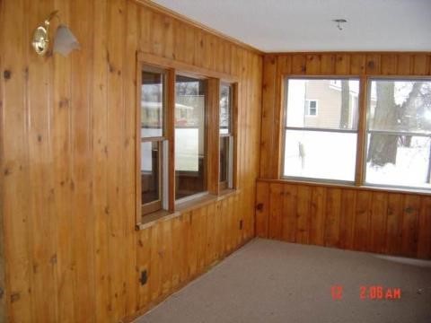 110 Spring Street Hudson, MI 49247 - Photo 8 of 9 919597-7.JPG