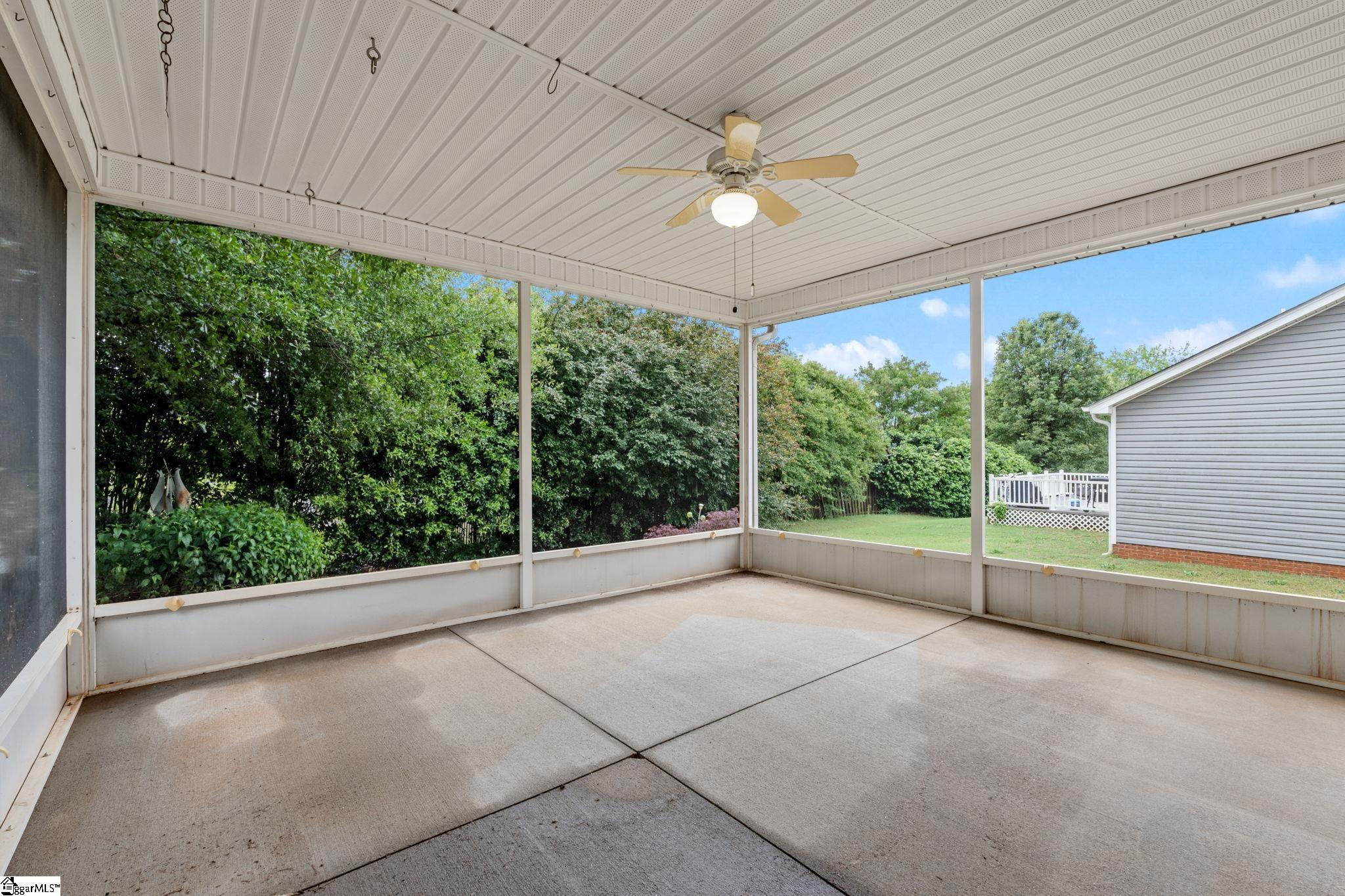 110 Feldspar Lane Greer, SC 29650 - Photo 6 of 34