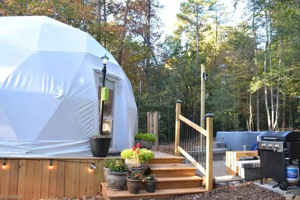 $299,000 | 1005 Brewer Mill Road, Traphill, NC 28685