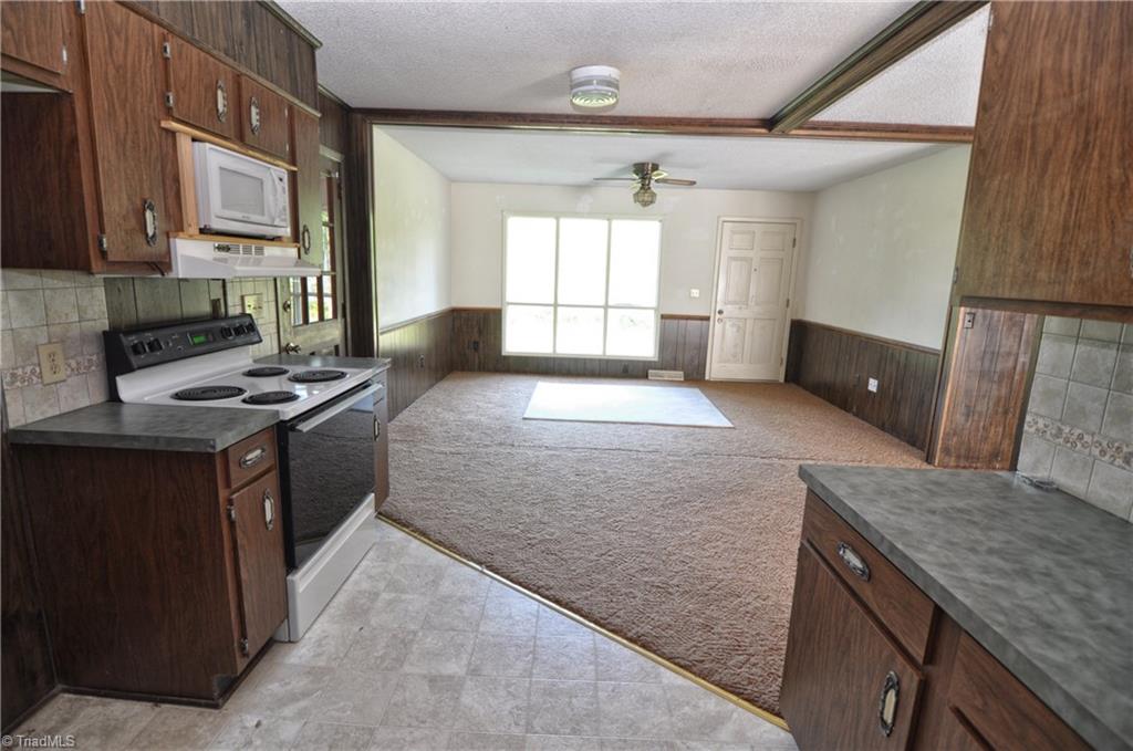 8900 Gus Hill Road Clemmons, NC 27012 - Photo 11 of 22 Gallery Image 11