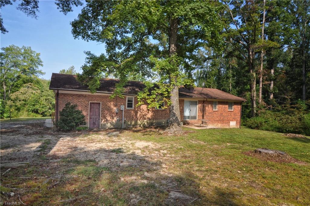 8900 Gus Hill Road Clemmons, NC 27012 - Photo 4 of 22 Gallery Image 4