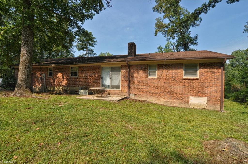 8900 Gus Hill Road Clemmons, NC 27012 - Photo 5 of 22 Gallery Image 5